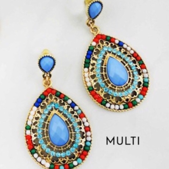 Tear Drop Rhinestone Earrings - Picture 2 of 3